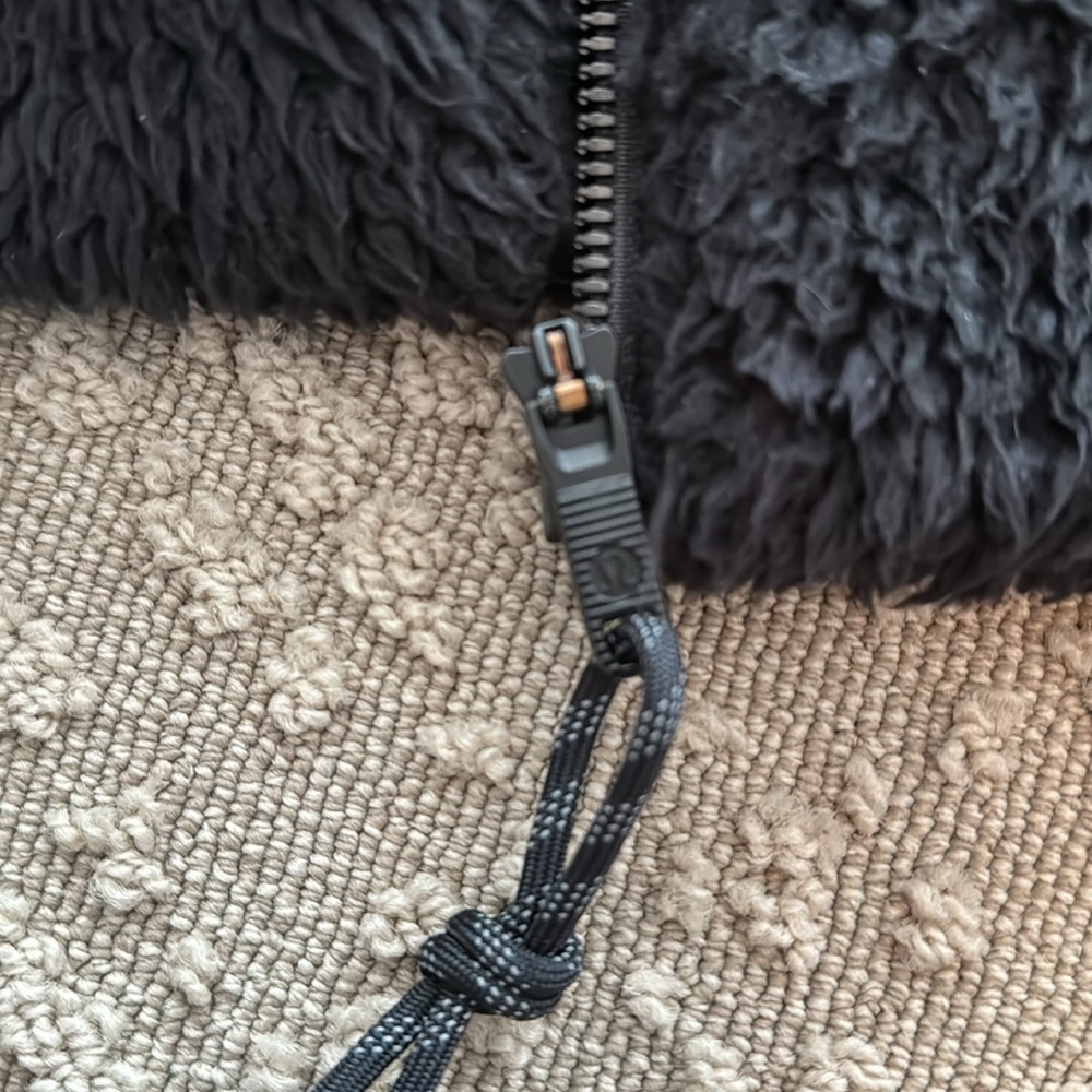 Lululemon Teddy Jacket - Picture 3 of 4